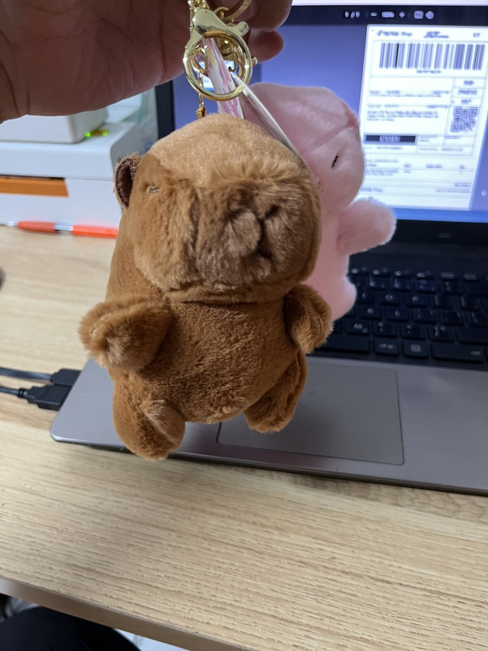 Móc Khoá Capybara Đuôi Xoay Cute 15cm