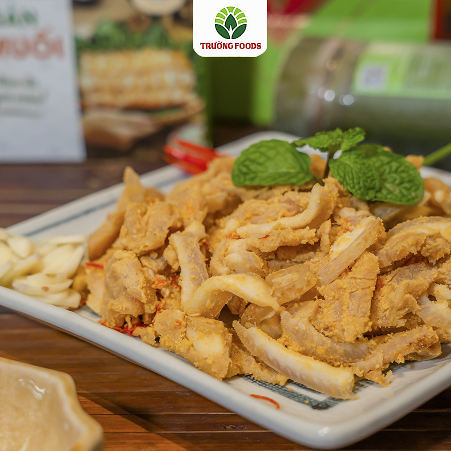 Combo 5 Hộp Thịt Chua Trường Foods (2 Ống Nứa Truyền Thống, 1 Nem Sợi, 1 Thịt Chua Tỏi Ớt, 1 Thịt Chua Truyền Thống)