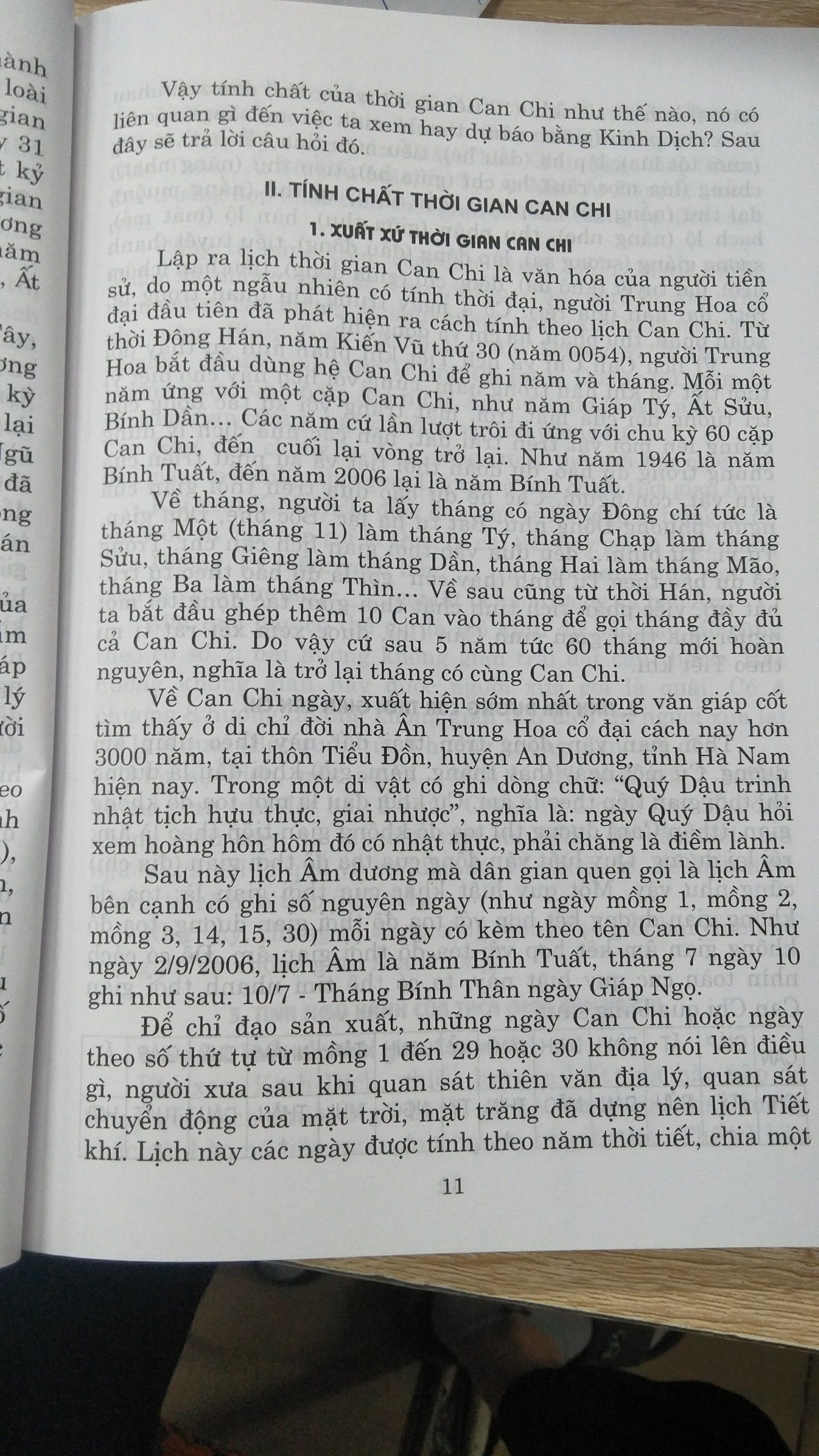sách - tự xem kinh dịch
