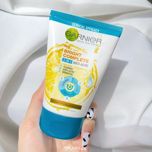 Sữa rửa mặt garnier 100ml