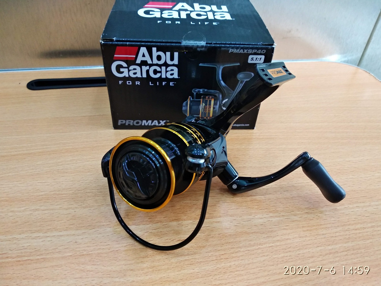 Máy Câu Cá Abu Garcia® Pro Max PMAXSP40 - Máy Đứng