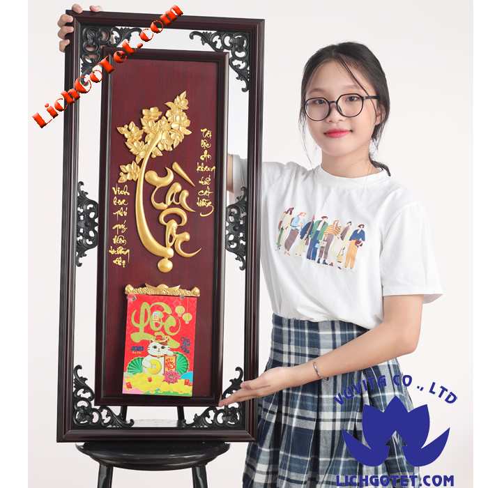 Lịch gỗ tết phù điêu chữ tài lộc đẹp