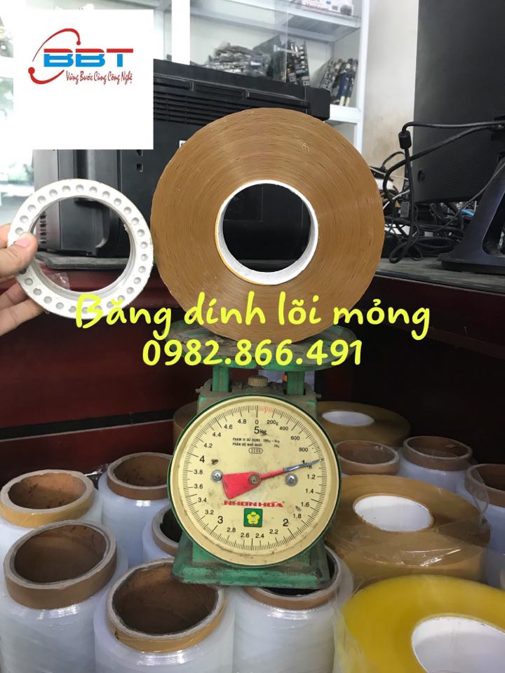 Băng dính 1kg siêu dai , lõi mỏng
