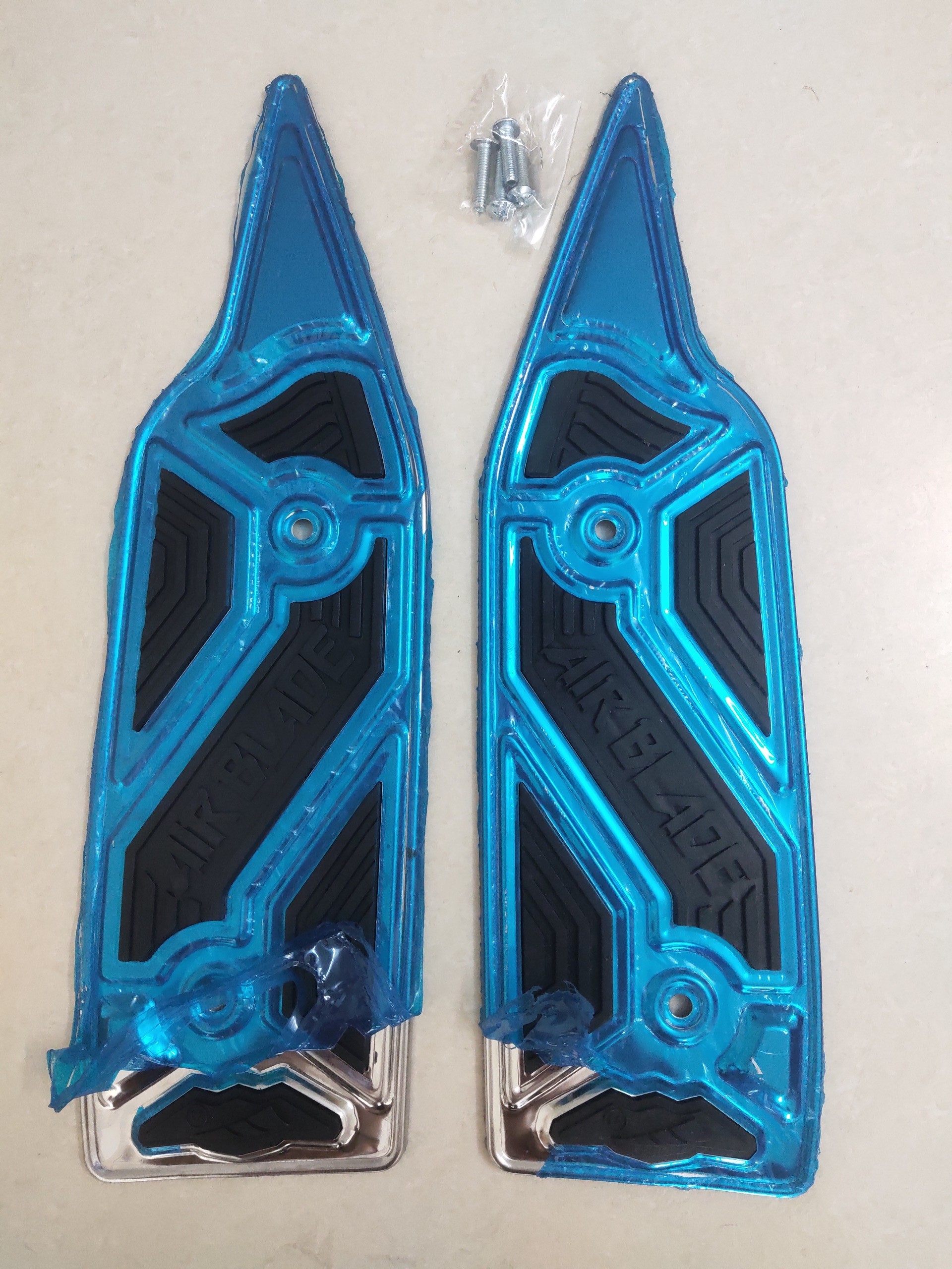 Thảm để chân Airblade 2010 - 2021