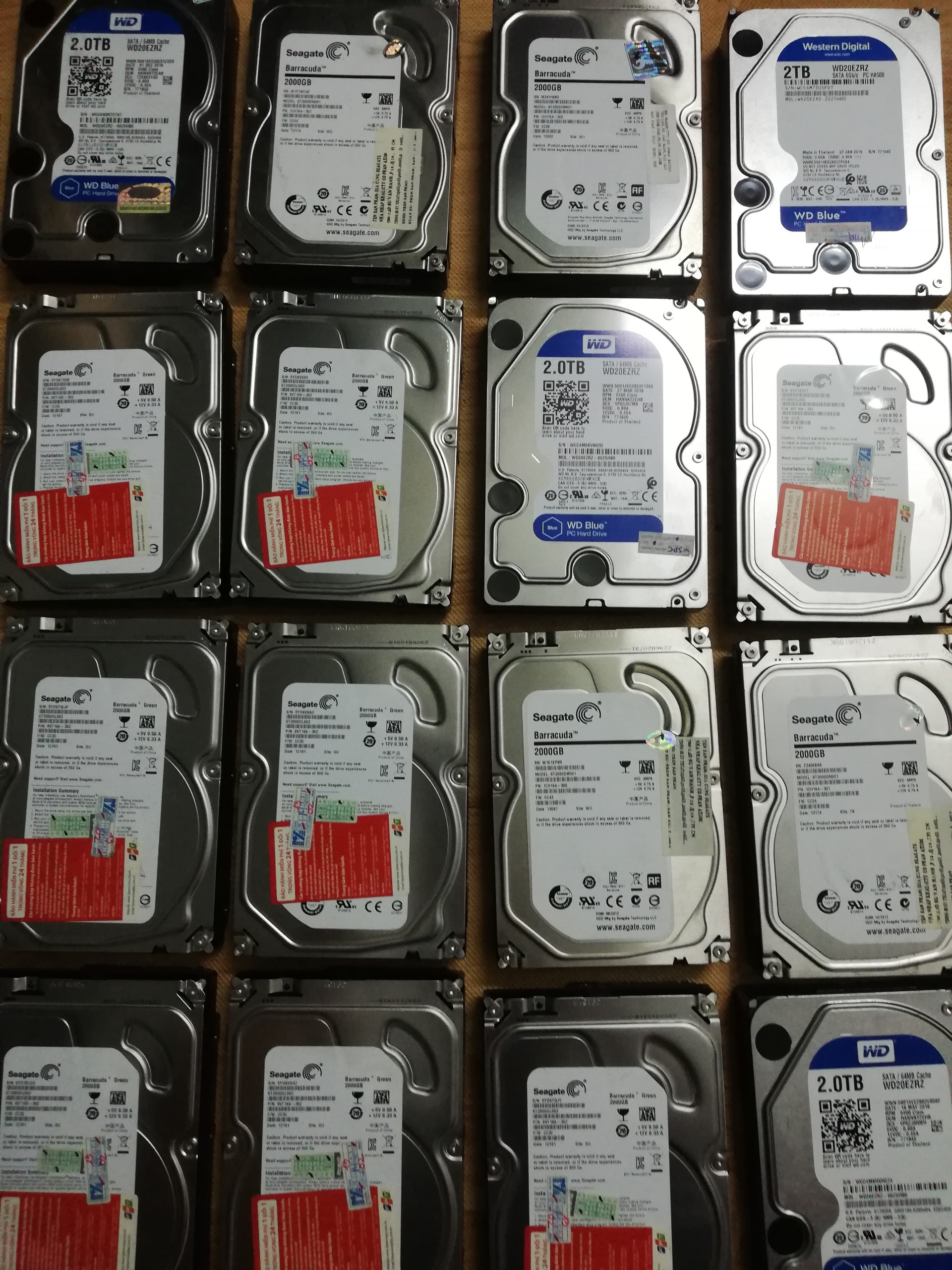 Ổ cứng 2TB Seagate/WD Green cho khách backup