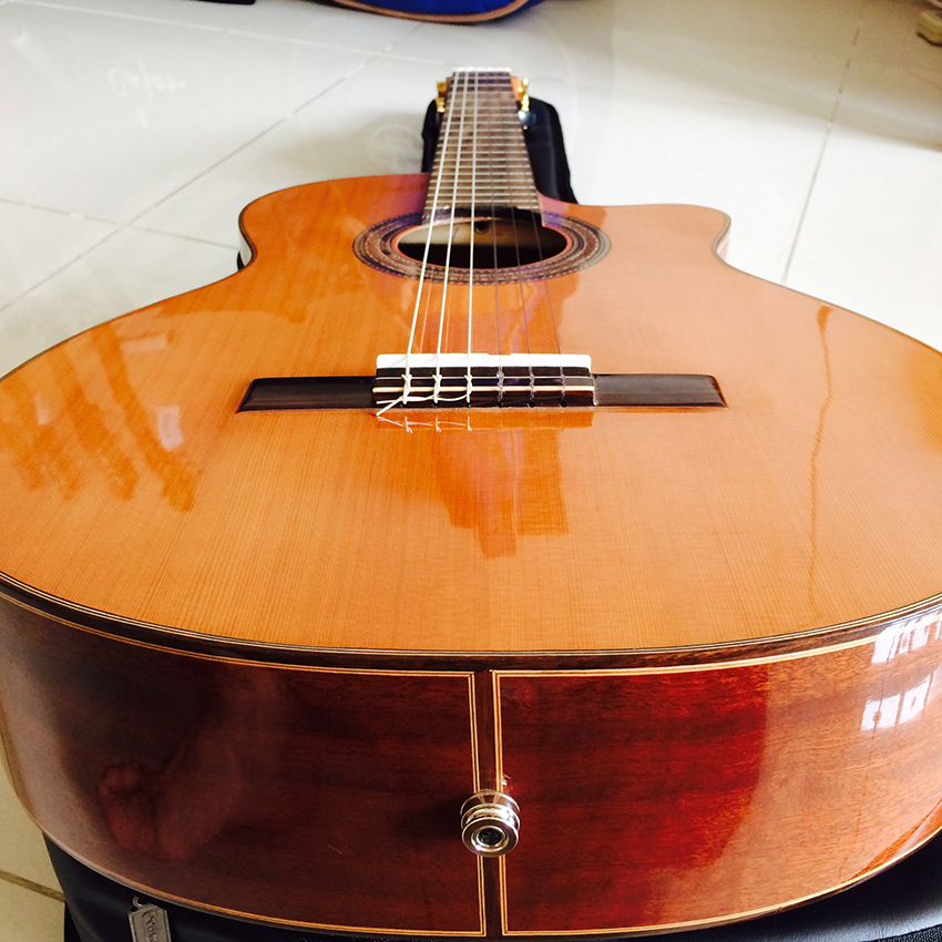 Đàn guitar classic DC350JX Duy Guitar Store dáng khuyết có EQ MET B12 âm thanh tốt chất lượng cao