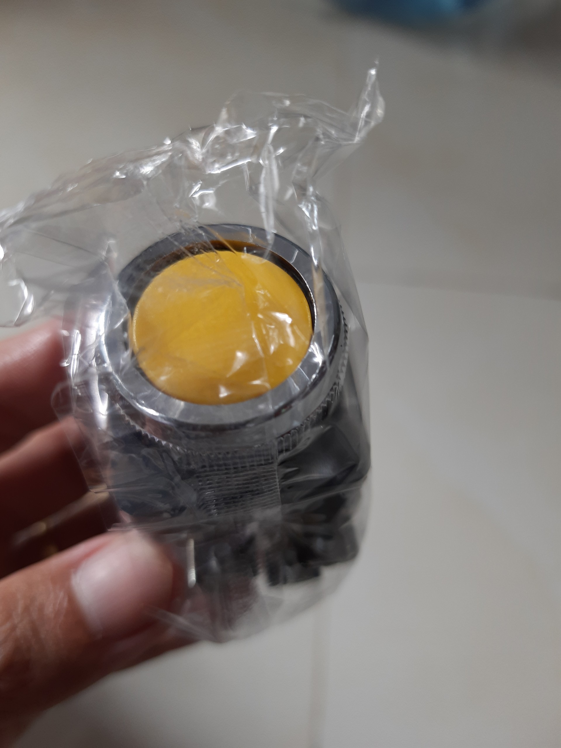 Nút nhấn phi 25 nhấn nhả không đèn