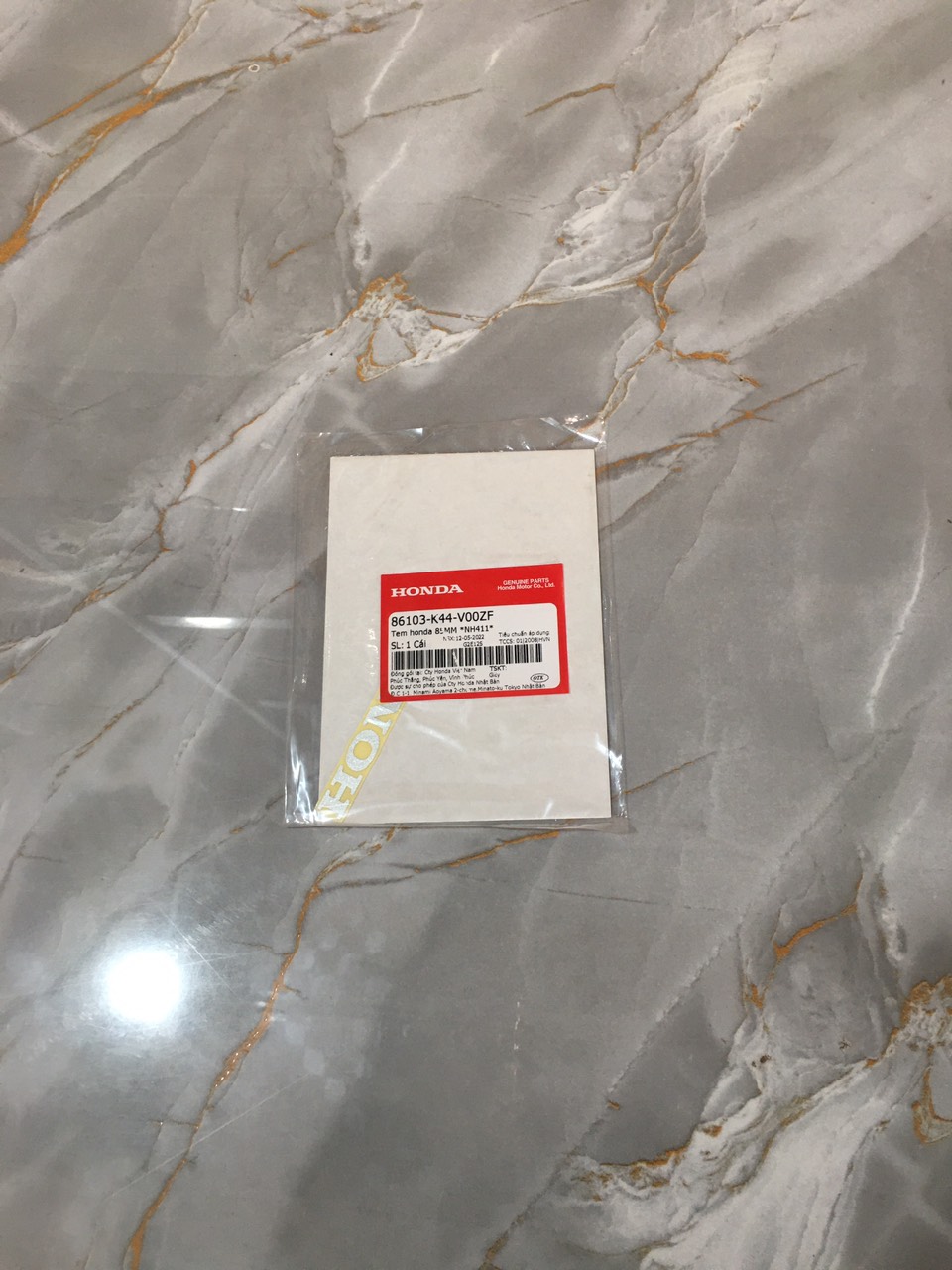 Tem honda 85MM *TYPE1* chữ bạc vision (86103K44V00ZF)