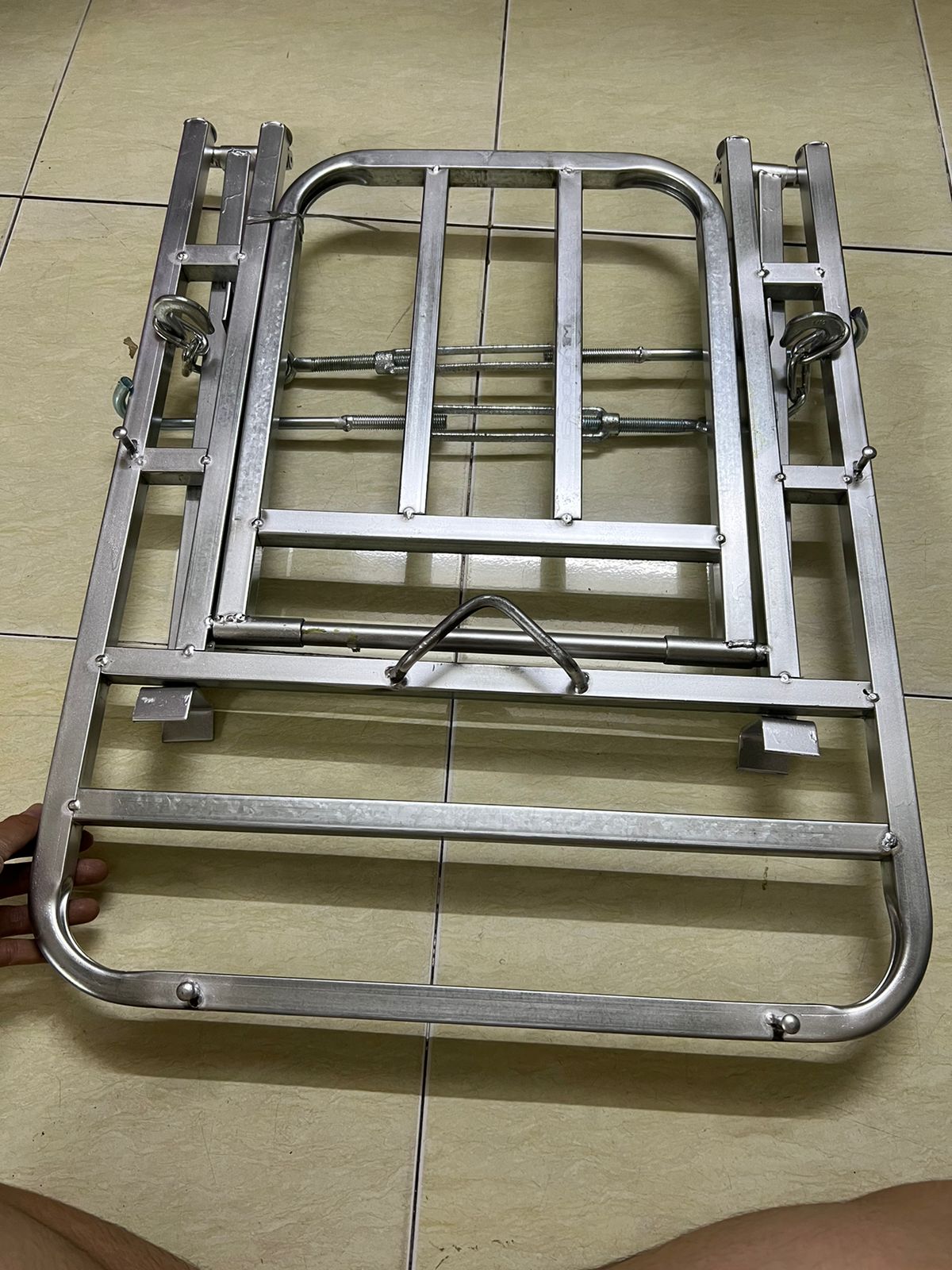 Giá đỡ/ Baga sau inox chuyên chở hàng dòng xe Wave