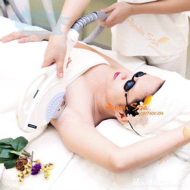Kính bảo vệ mắt cho khách khi triệt lông, vòm ánh sáng