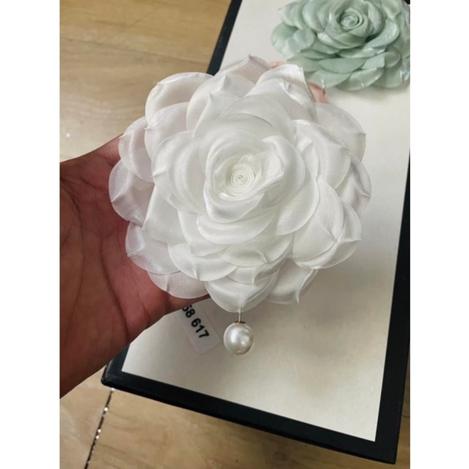 Hoa cài áo lụa cao cấp [Hoacaiaodep.com - Hann Handmade]