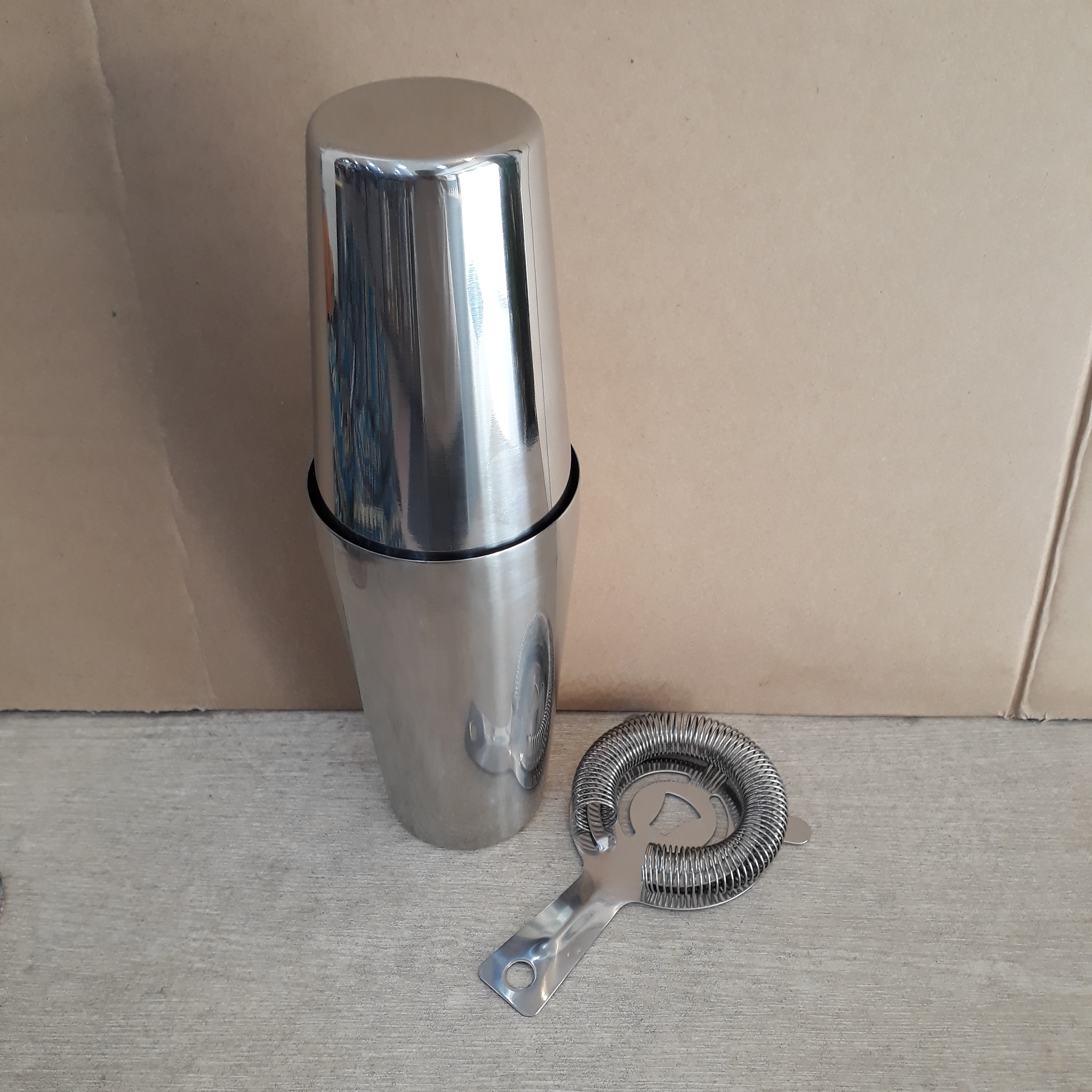 Combo shaker 2 mảnh và chặn đá nhỏ