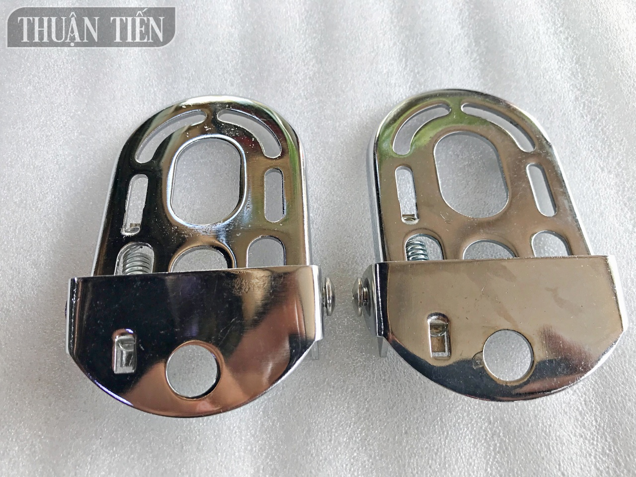 High-grade flat stainless steel universal car fork legs, stainless steel shiny good pattern