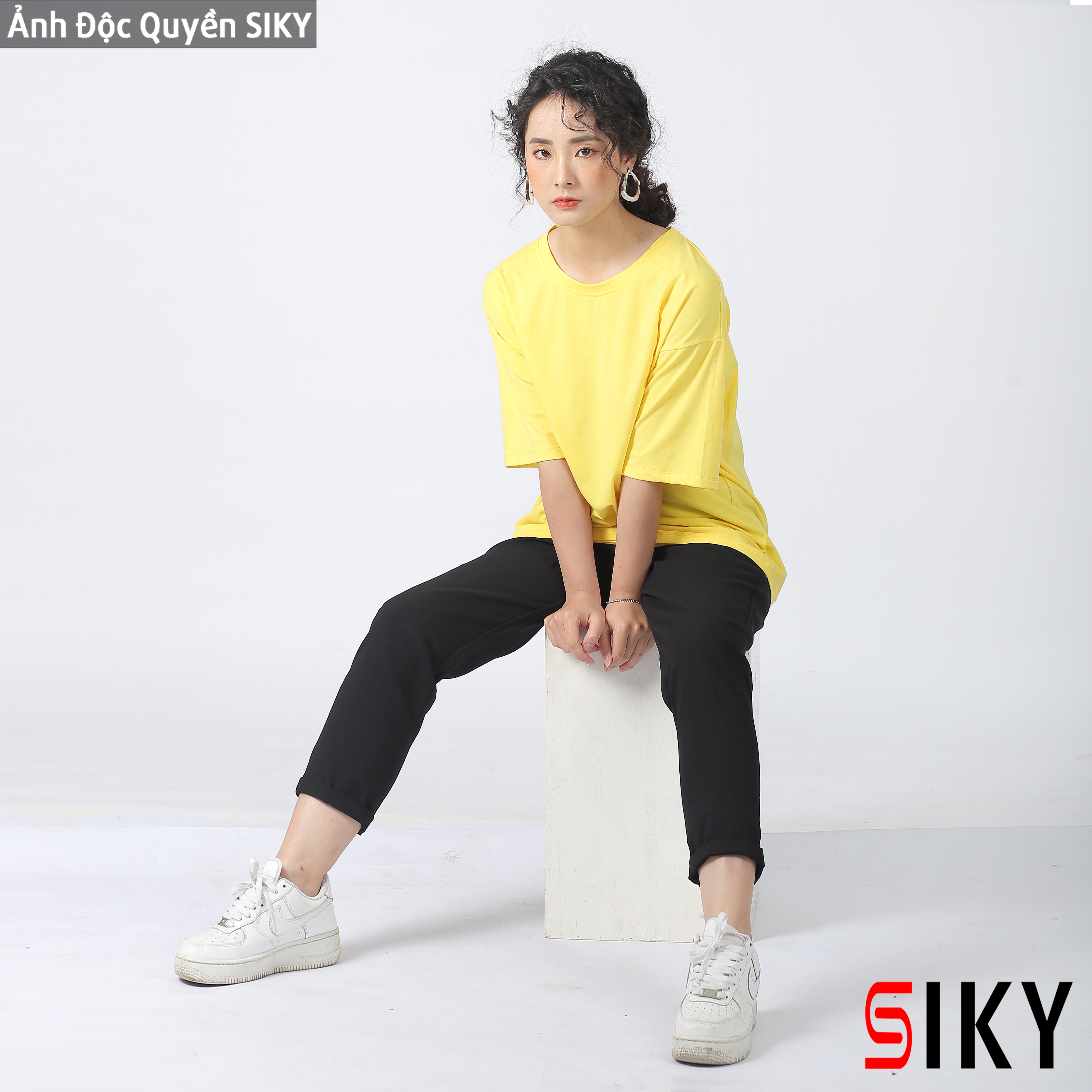 Áo phông trơn Unisex form rộng - APT01