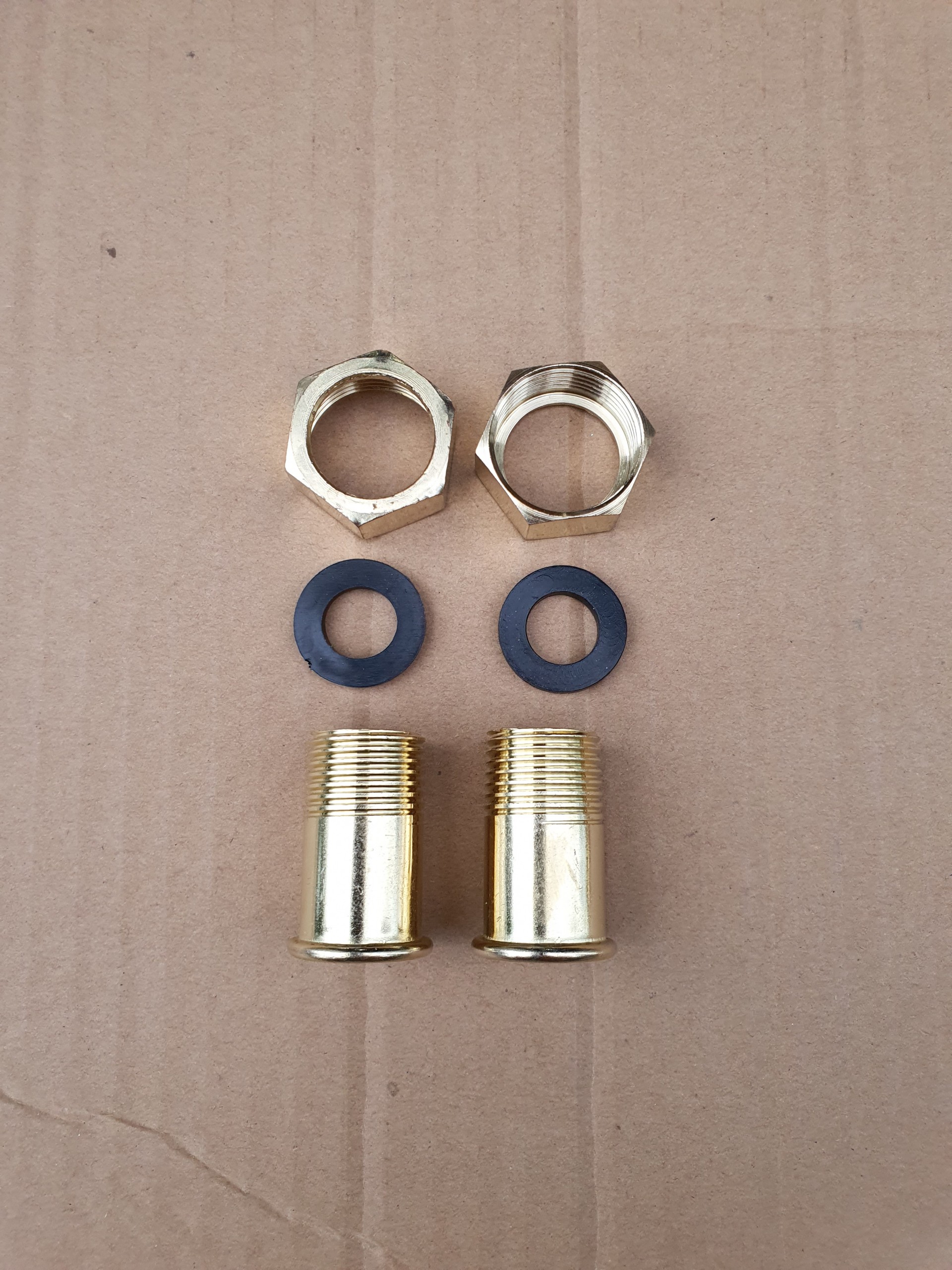 Chân đồng hồ nước xi và đồng thau (Rắc co 21-27)