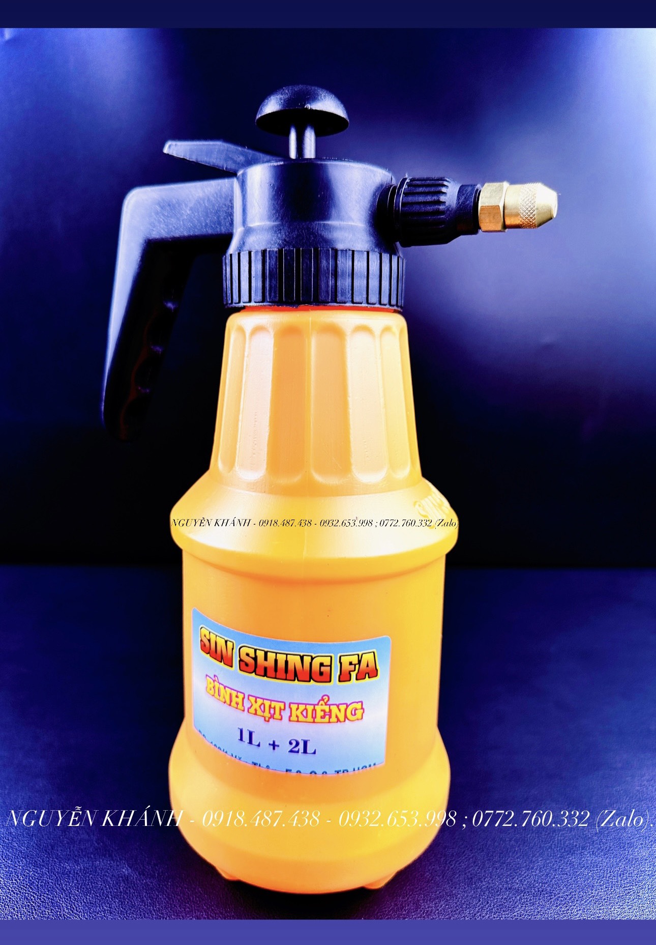 Bình tưới cây ( chính hãng ) 2L