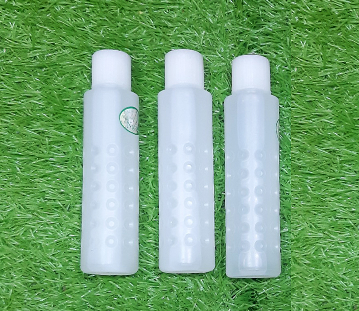 Chai nước rửa móng 100ml (giá 1chai)