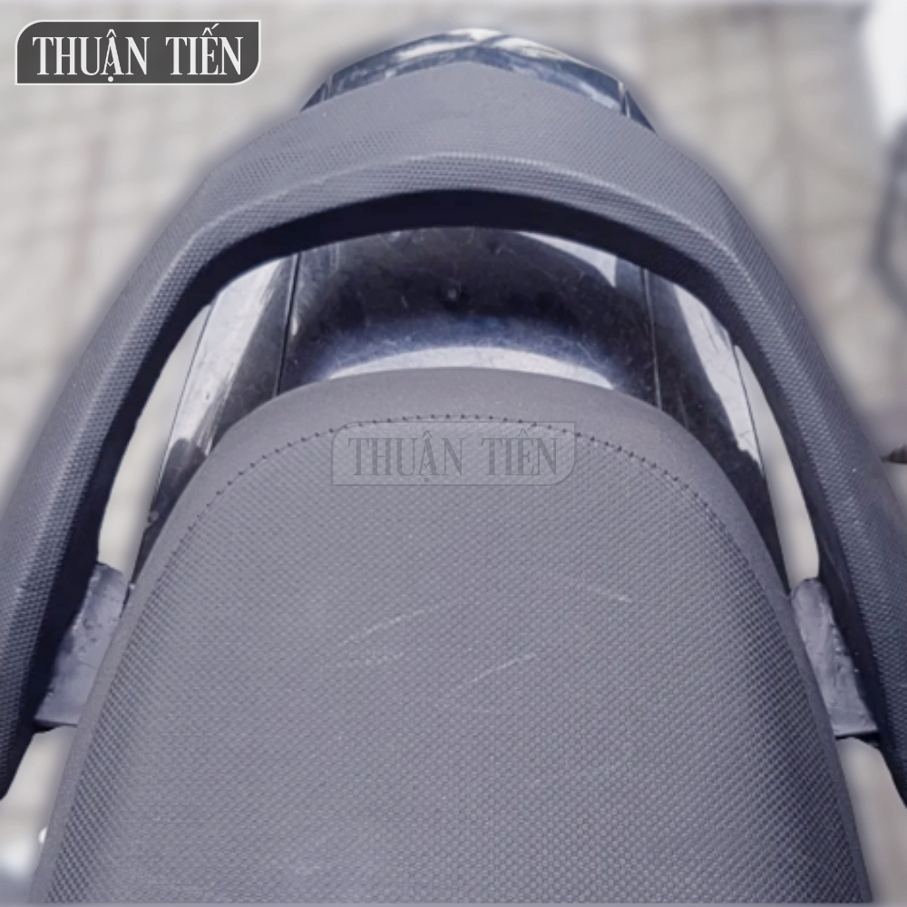 CẢNG CAO SU WAVE RSX ĐỜI ĐẦU - ĐẶC BIỆT - QUÝ KHÁCH VUI LÒNG MỞ YÊN XE LÊN ĐỂ XEM KỸ CHÂN PAS, TRÁNH NHẦM ĐỜI XE