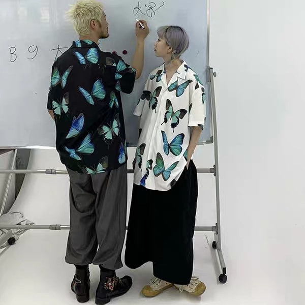 Áo sơ mi họa tiết bướm to Unisex