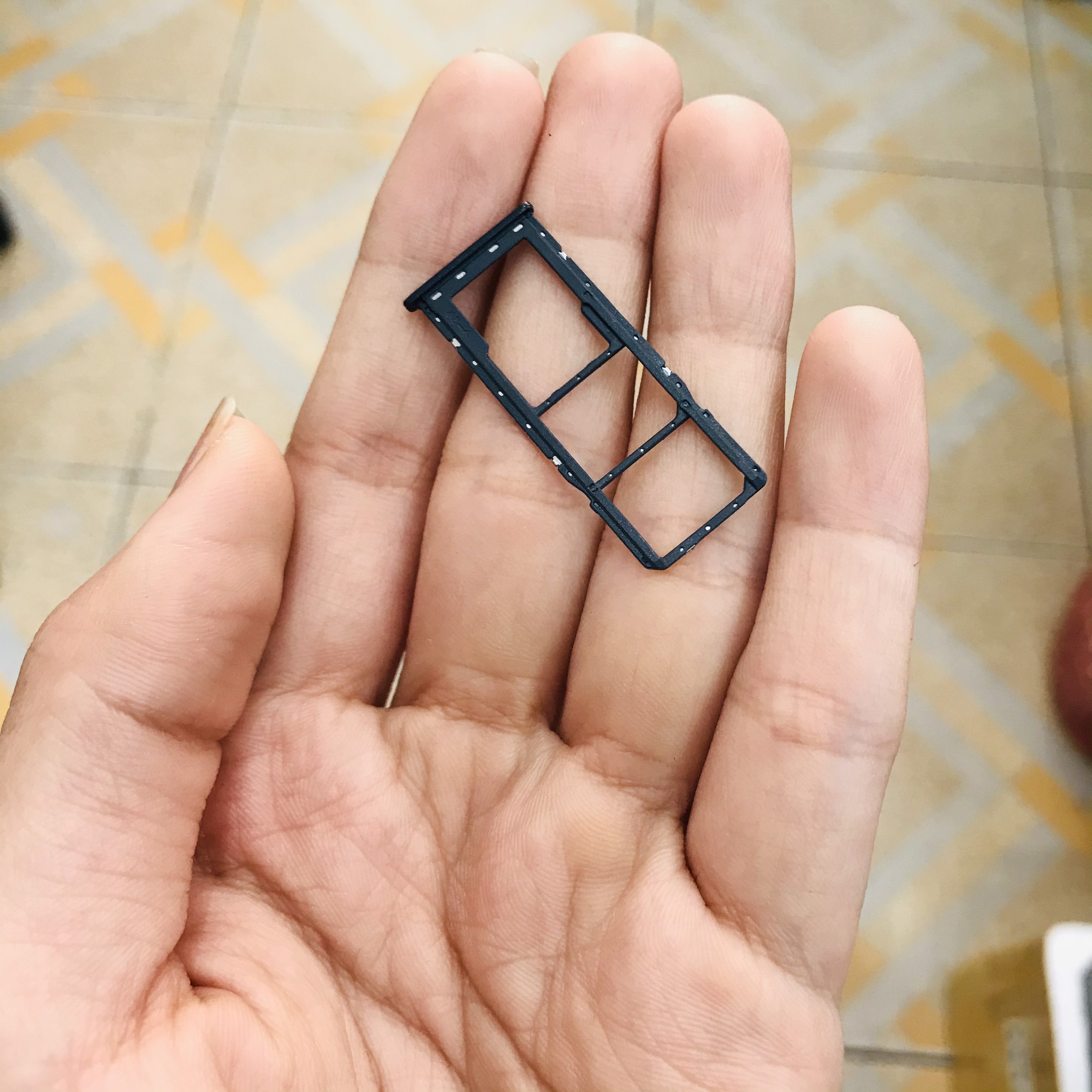 Khay sim/ khe sim Samsung a20 zin bóc máy , bảo hành đổi trả