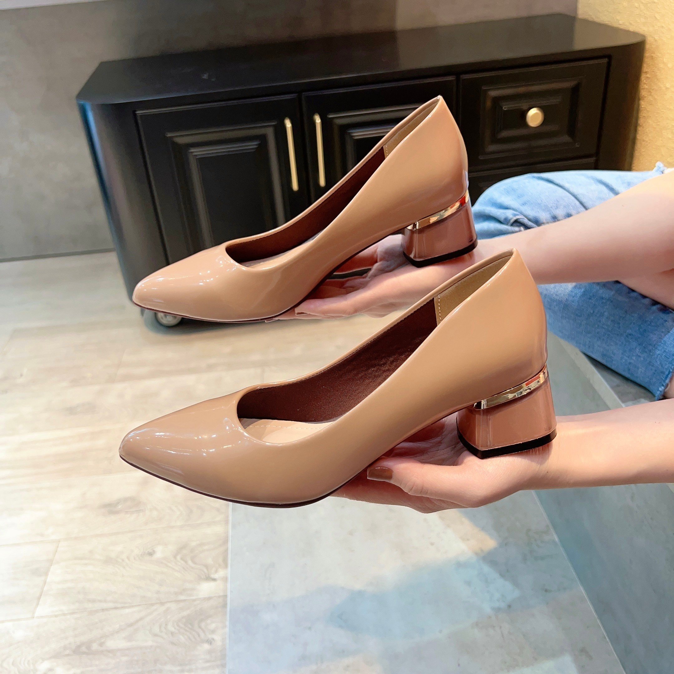 (size 36-40) GIÀY BÍT MŨI DA BÓNG, GÓT 3CM