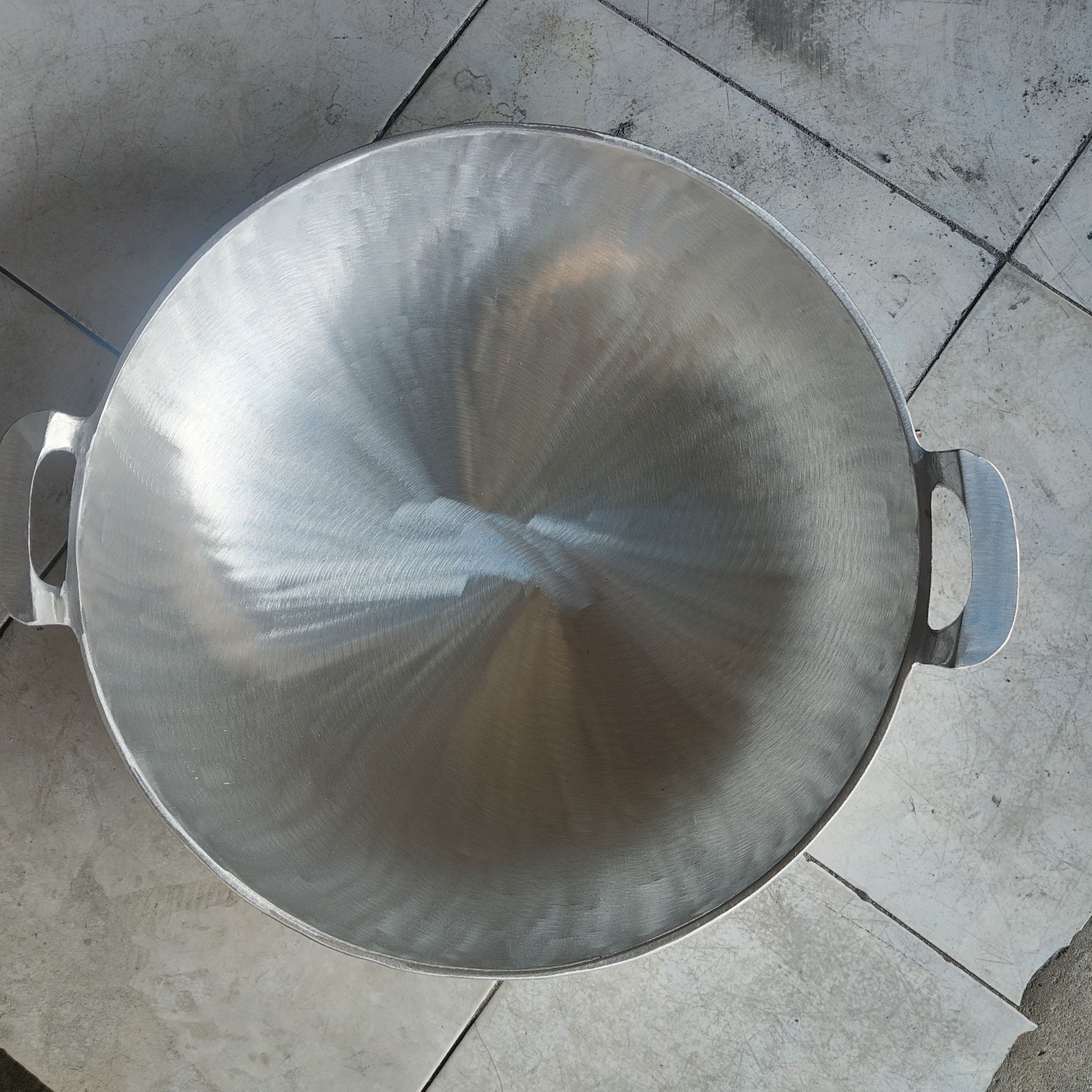 Chảo gang đúc đường kính 40.5 cm