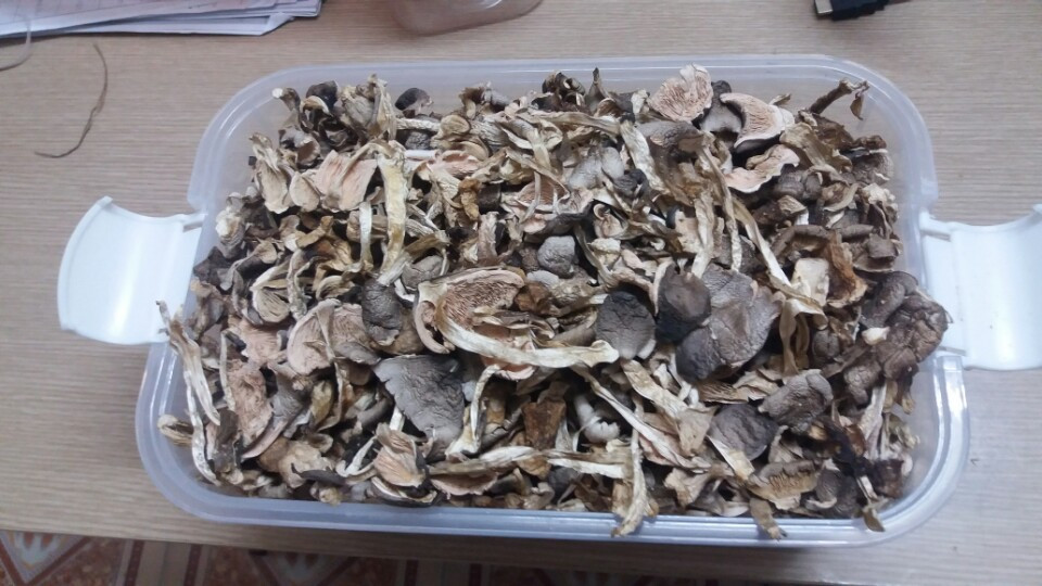 500gr NẤM RƠM KHÔ ĐÀ NẴNG - loại ngon
