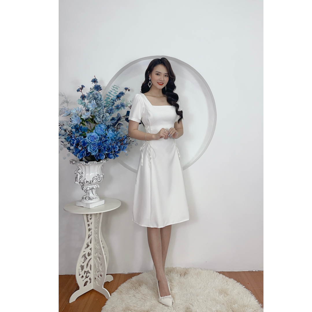 Đầm Cổ Vuông Đan Dây Eo Cách Điệu YANDO DA07