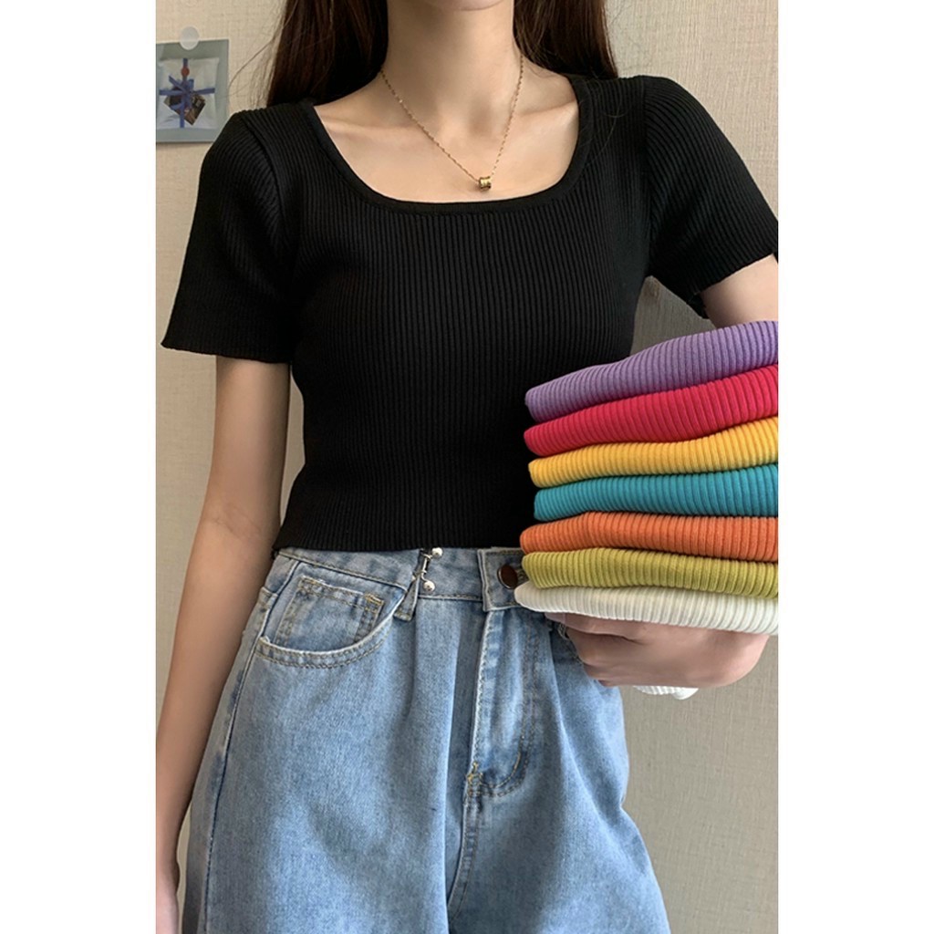 Áo thun gân nữ cổ vuông-thiết kể kiểu ngắn croptop vừa dáng xinh xắn, dễ phối đồ tạo vẻ ngoài trẻ trung mà thanh lịch năng động cho các cô nàng tự tin bay nhảy tung tăn đi chơi