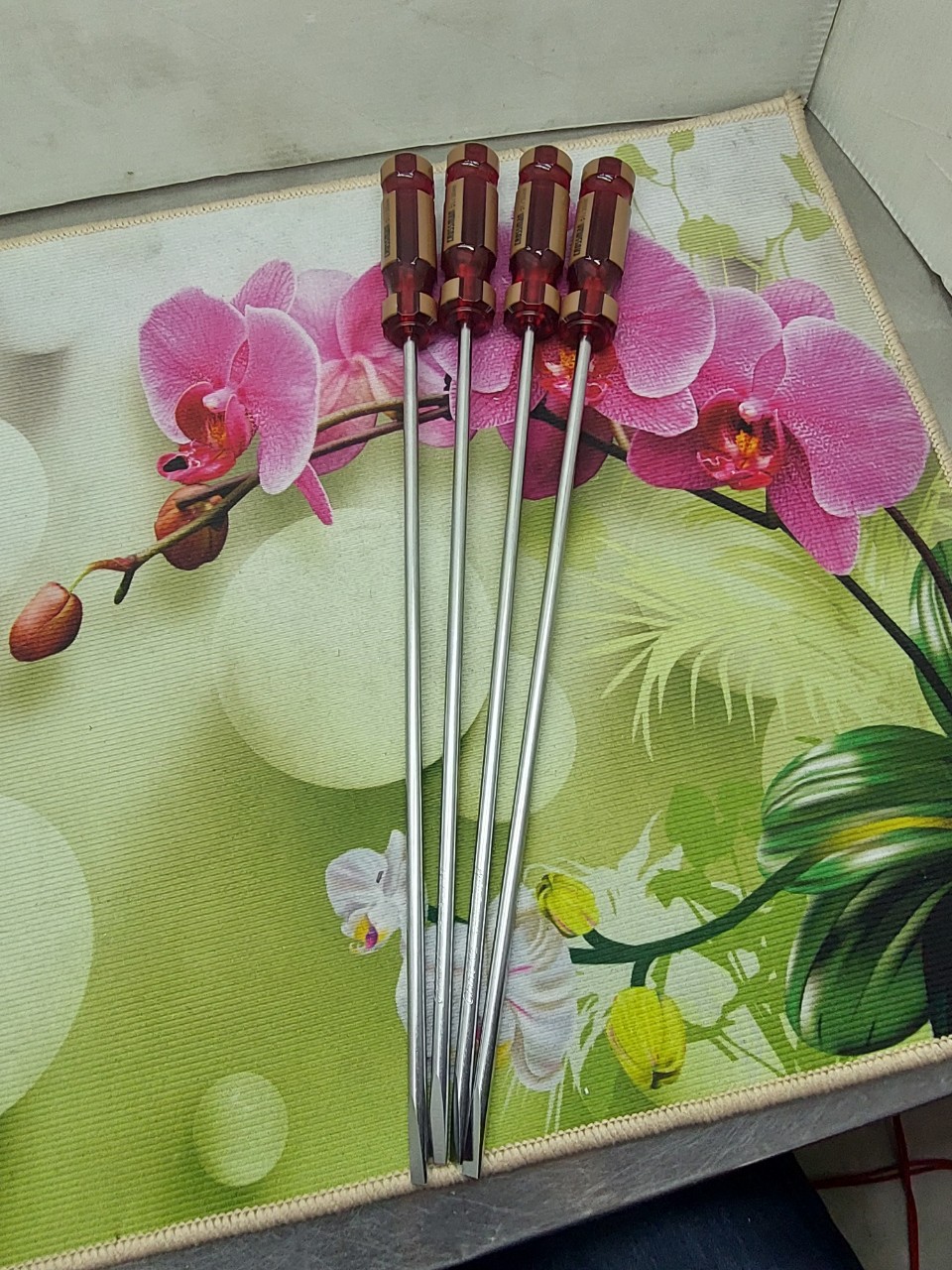 tô vít dẹp crossman