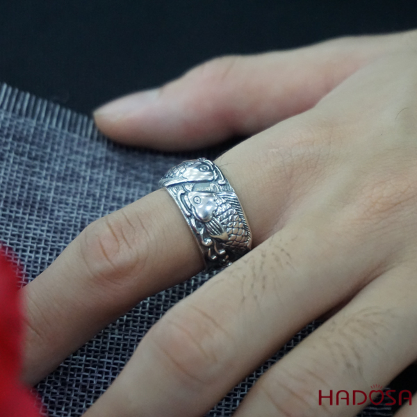 Nhẫn bạc nam cá chép phong thủy