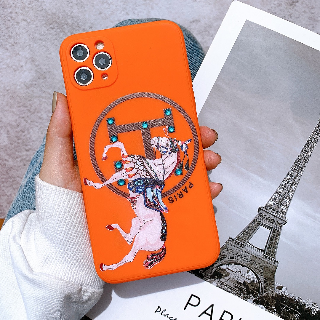 Ốp Lưng Silicon Màu Bảo Vệ CAMERA Đính Đá Hermes Paris