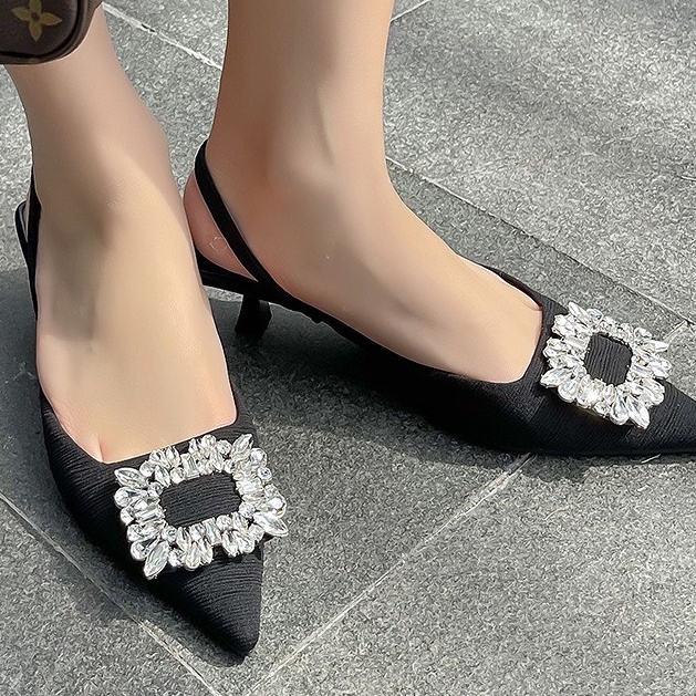 Giày cao gót nữ bít mũi hoa đá , Sandal cao gót nữ 3 phân, mã CD58