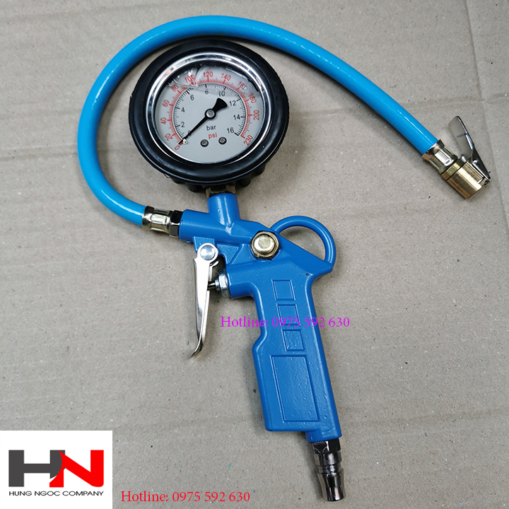 Dụng cụ bơm lốp xe ô tô xe máy đồng hồ dầu chống va đập