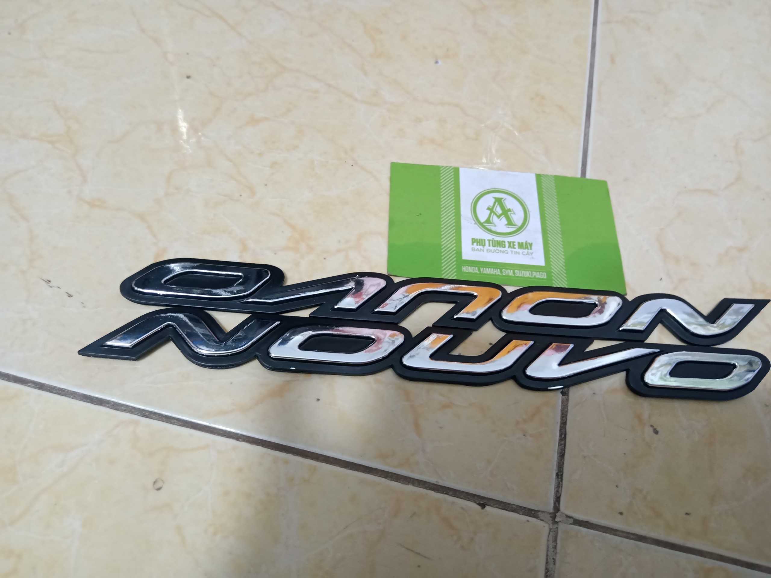 Bộ lô gô nổi nouvo 2 và 3