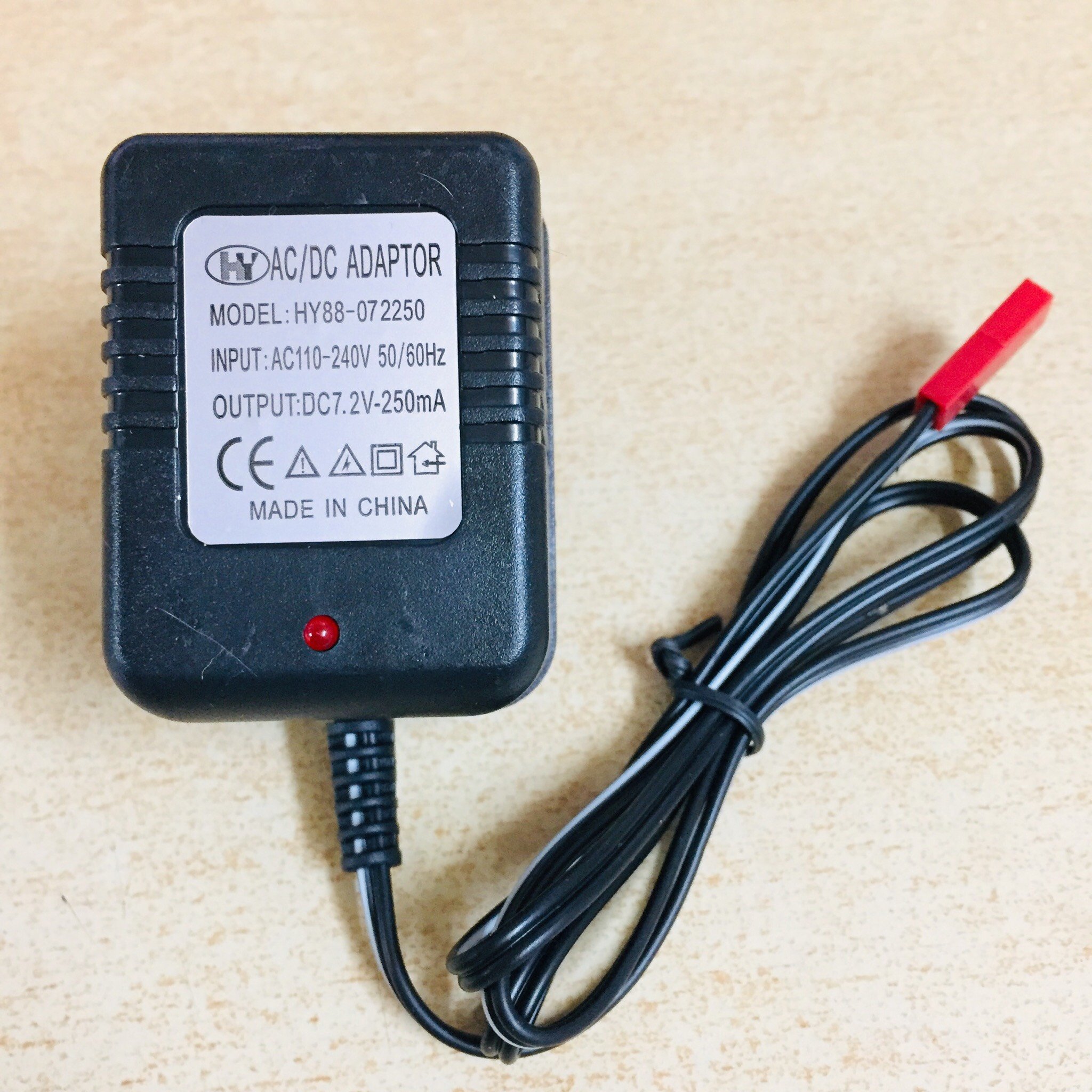 Củ sạc pin 7.2v dung lượng 250ma chân cắm đỏ jack jst