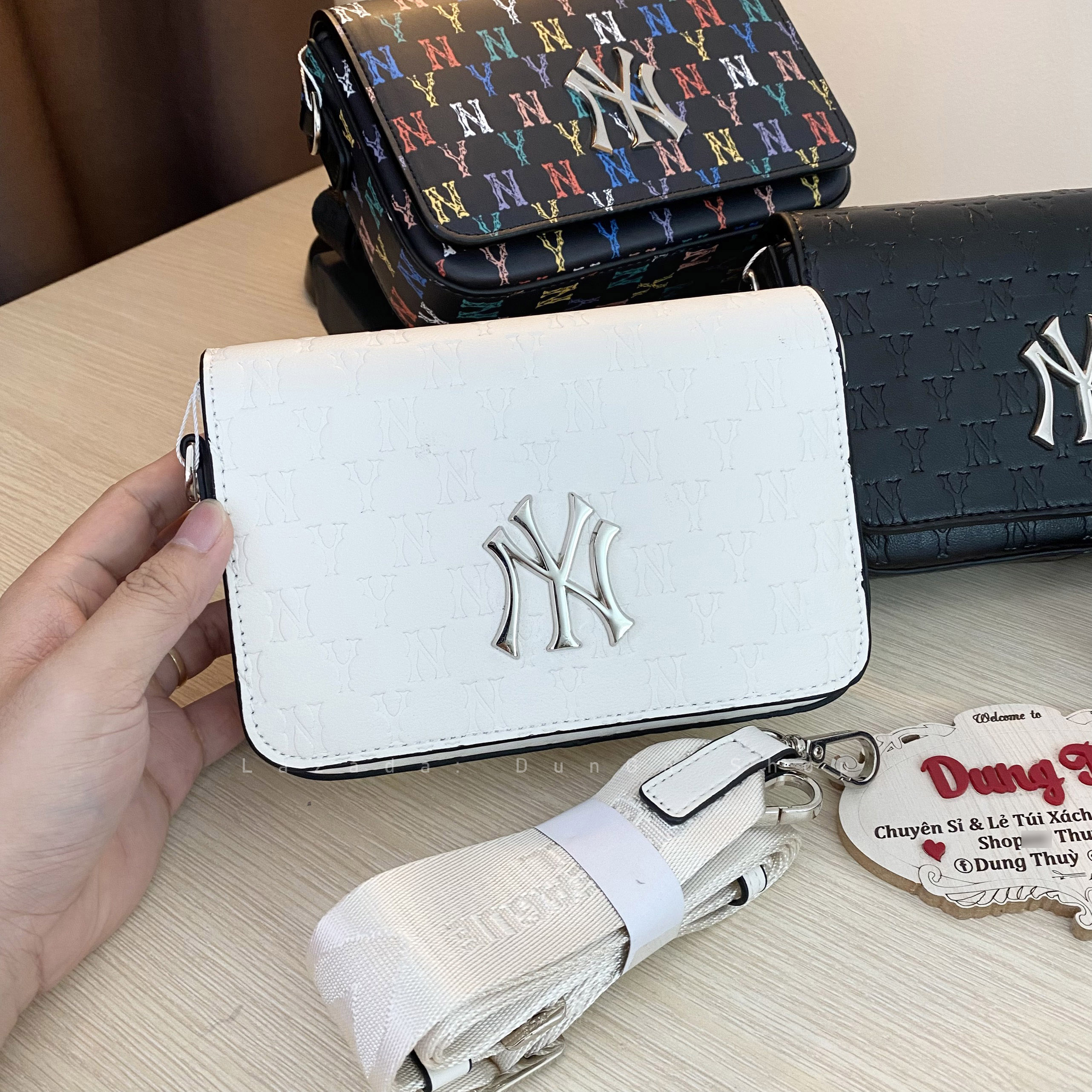 [Chuẩn hãng] Túi da Monogram dập vân chìm đeo chéo fullbox size 18 đủ màu