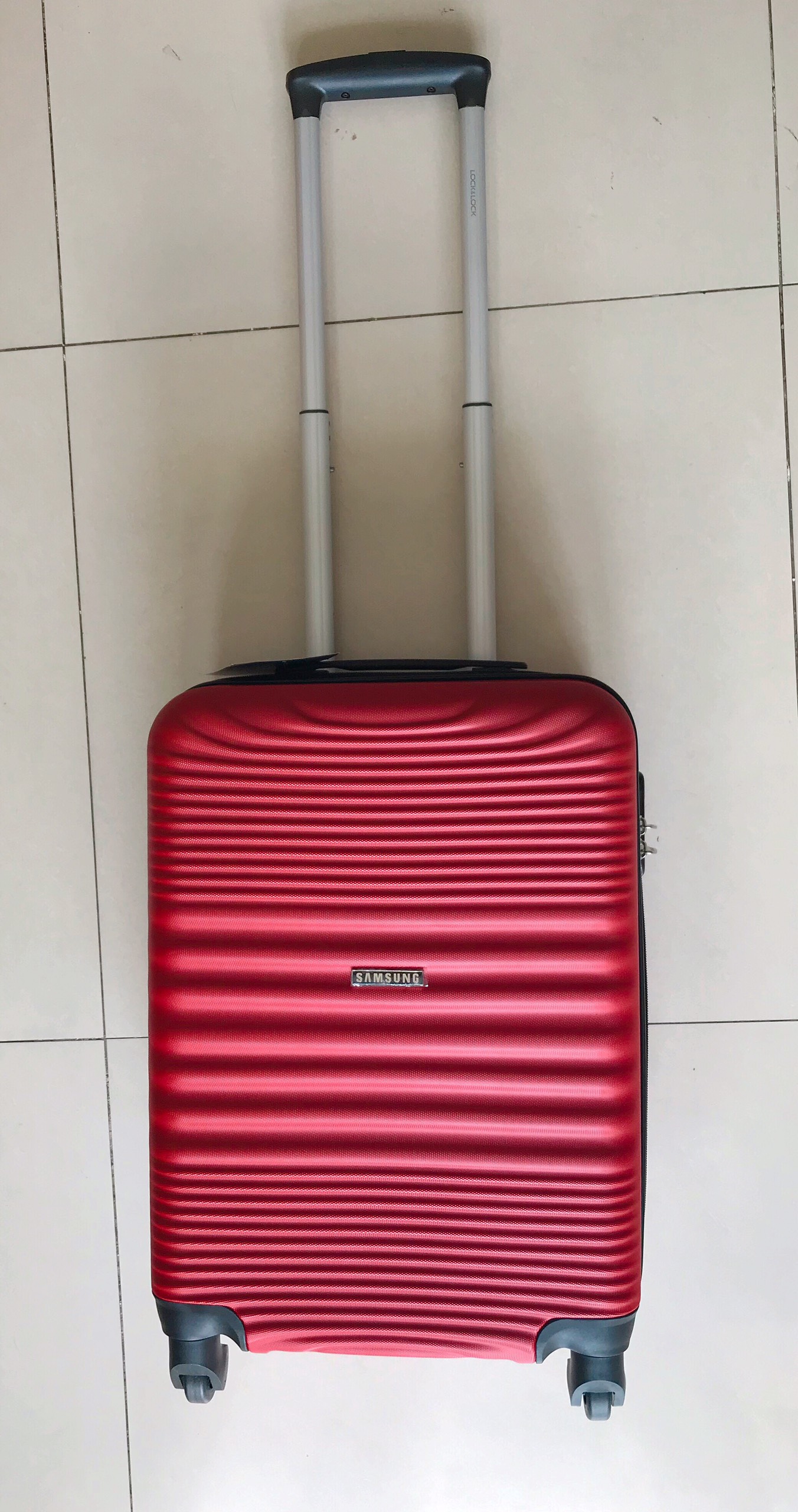 Vali kéo du lịch Lock&Lock LTZ616