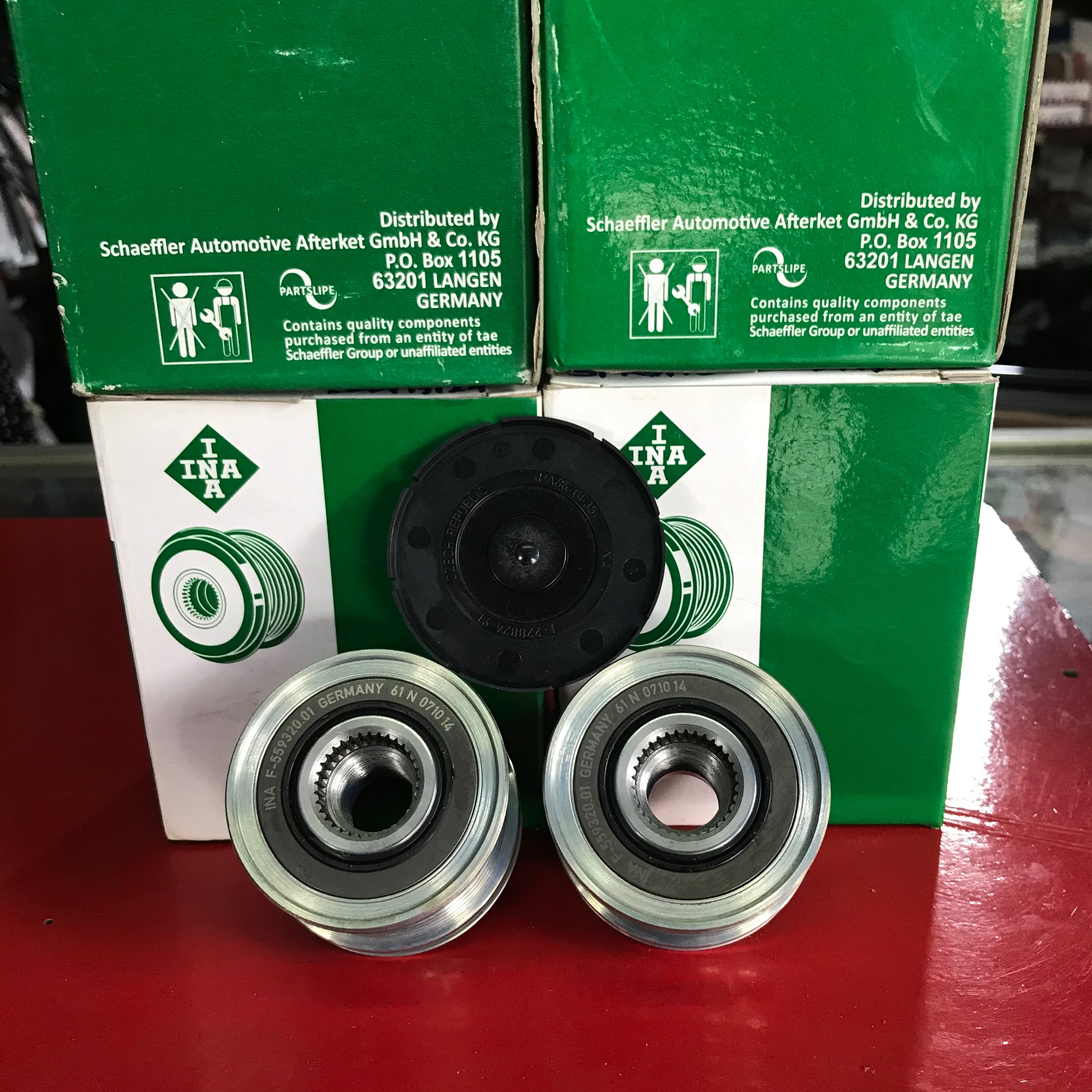 [HCM]Pulley Máy Phát (PuLy Dinamo) Mercedes Benz Sprinter INA chính hãng GERMANY