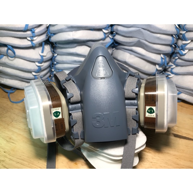 Mặt nạ phòng độc 3 M 7502