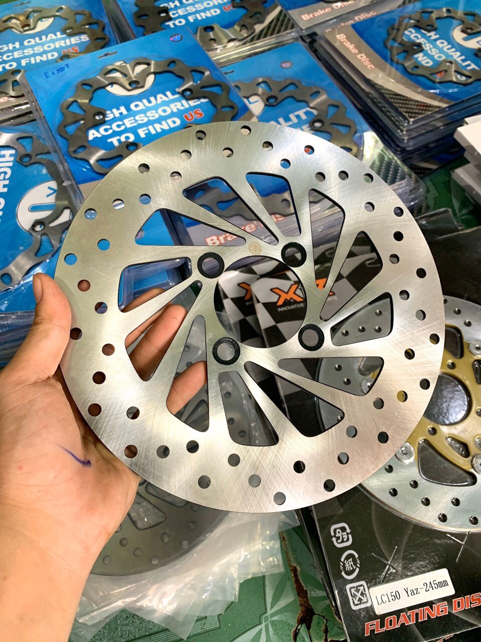 [Rẻ vô địch] Đĩa trước size 245mm, 4 lỗ thông dụng lắp được cho Ex 150,Sirius, Jupiter,Wave vario, Ab....