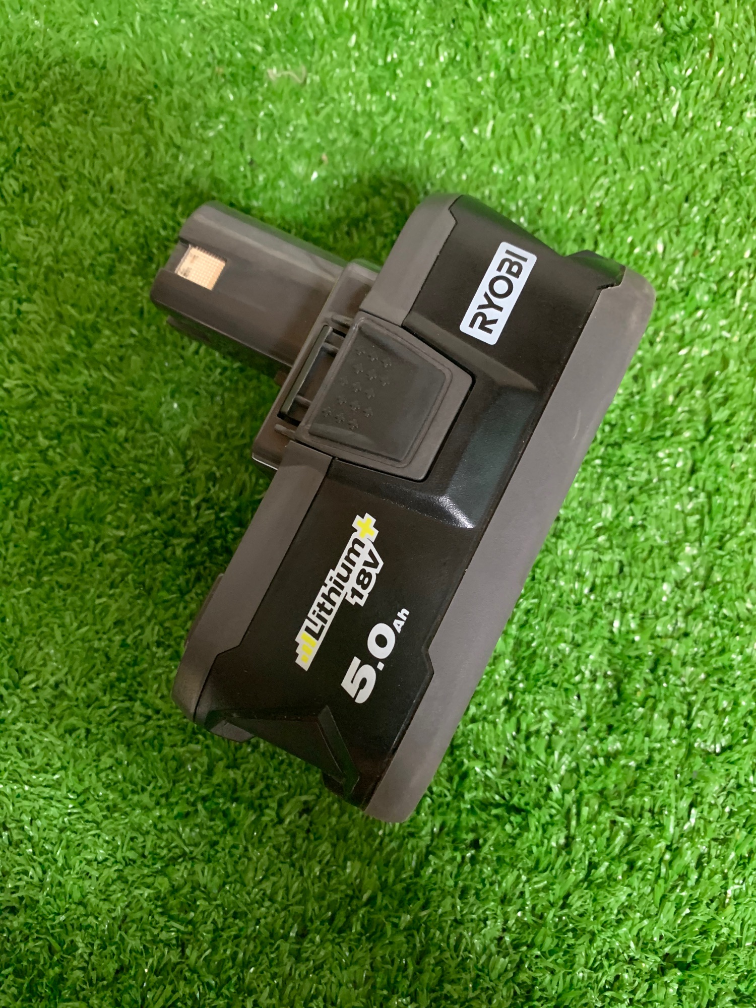 [HCM]Pin ryobj 18v .5.0ah