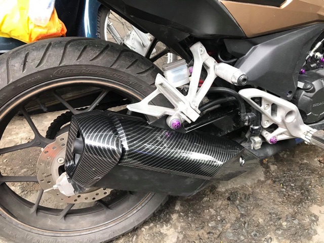 Ốp pô winner x Carbon
