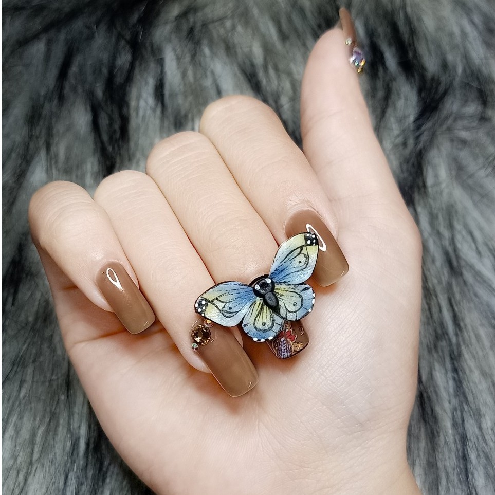 Bướm 5D sắc nét đính móng B01