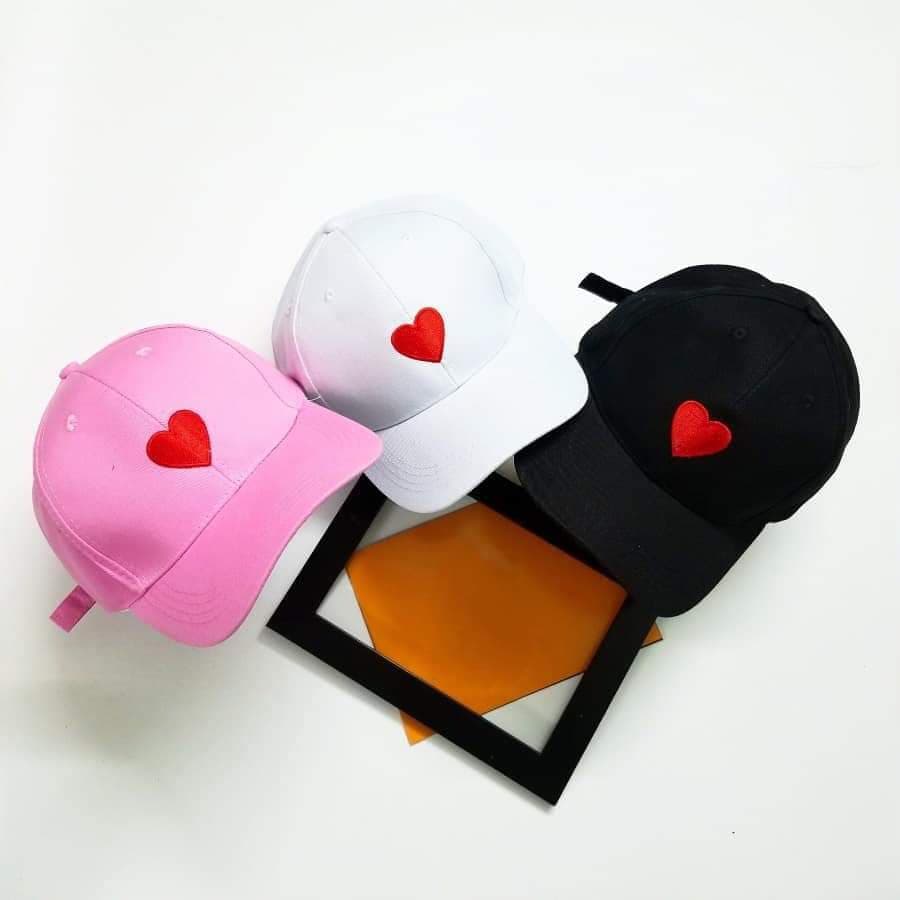 NÓN KẾT, NÓN BUCKET, MŨ LƯỠI TRAI TRÁI TIM CẶT ĐÔI