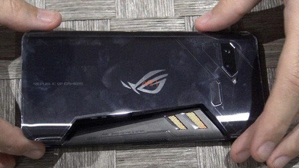 Thay nắp lưng - Nắp pin Asus Rog Phone 2 ZS660