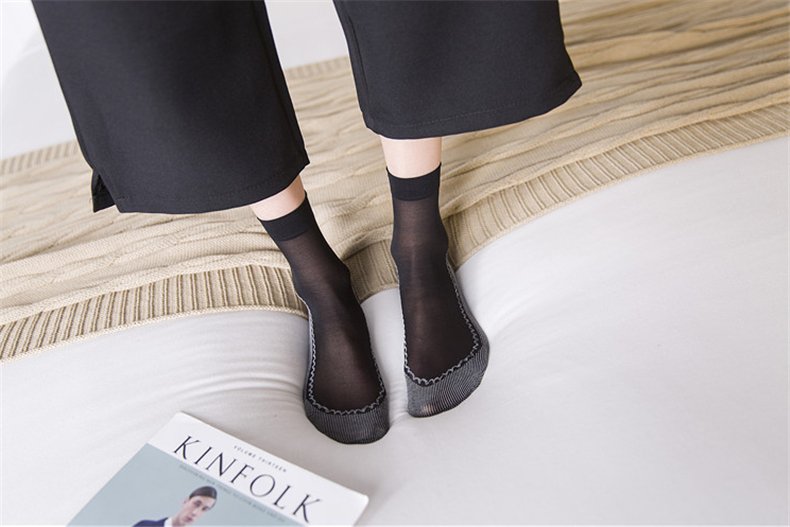 sỉ 10 đôi tất siêu mỏng chống trơn dành cho nữ