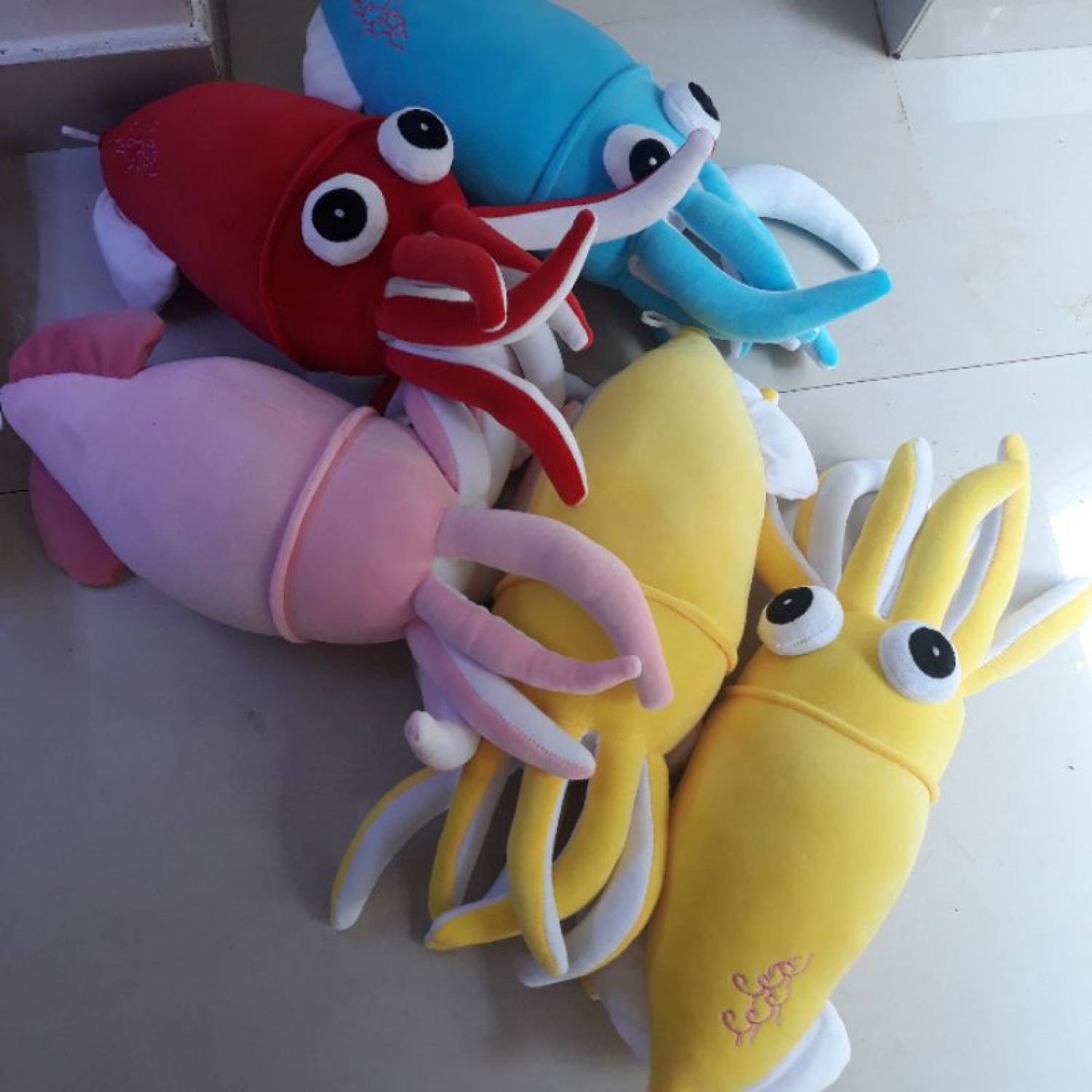 [Sale giá Sốc ]Gấu Bông 🤗Frreeship😚Gối ôm hình con mực may mắn
