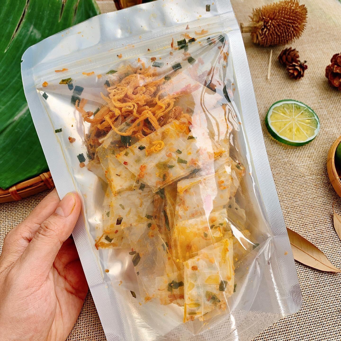 BÁNH TRÁNG CUỘN KHÔ GÀ