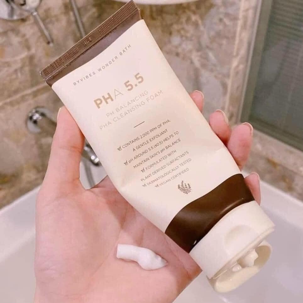 Sữa Rửa Mặt Byvibes Wonder Bath PHA 5.5 130ml